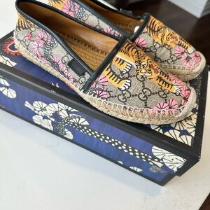 Gucci Women's Espadrilles - Multicolor